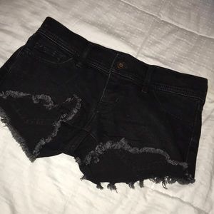 Cute black Hollister shorts  size 00